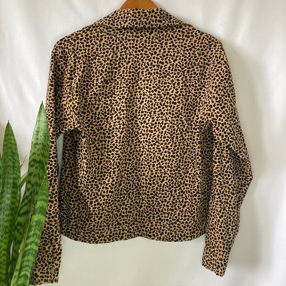 McCalls| Women's vintage y2k leopard button up collared jacket - Picture 12 of 16